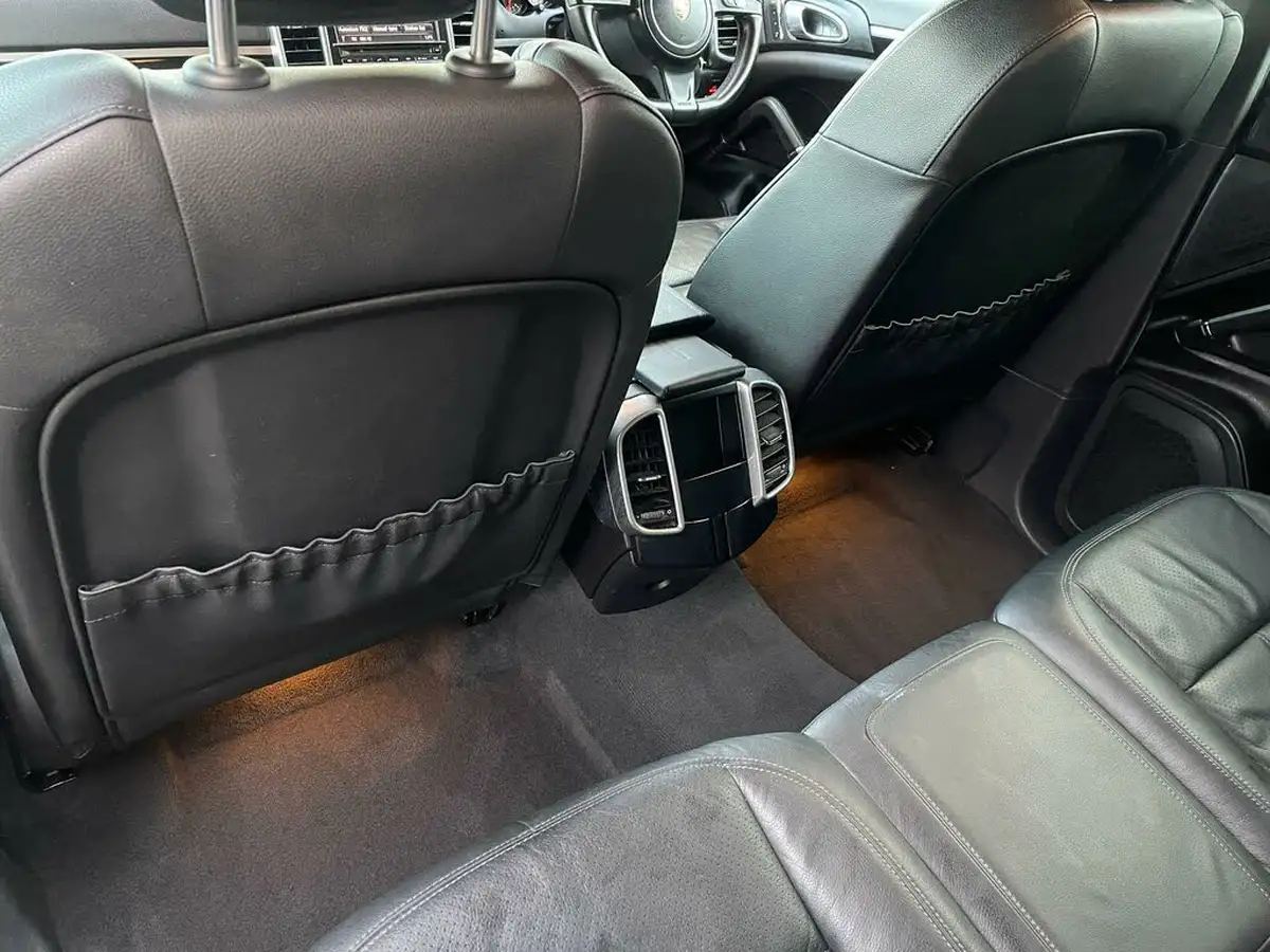 2011-porsche-cayenne-36-300bhp-awd-big-14