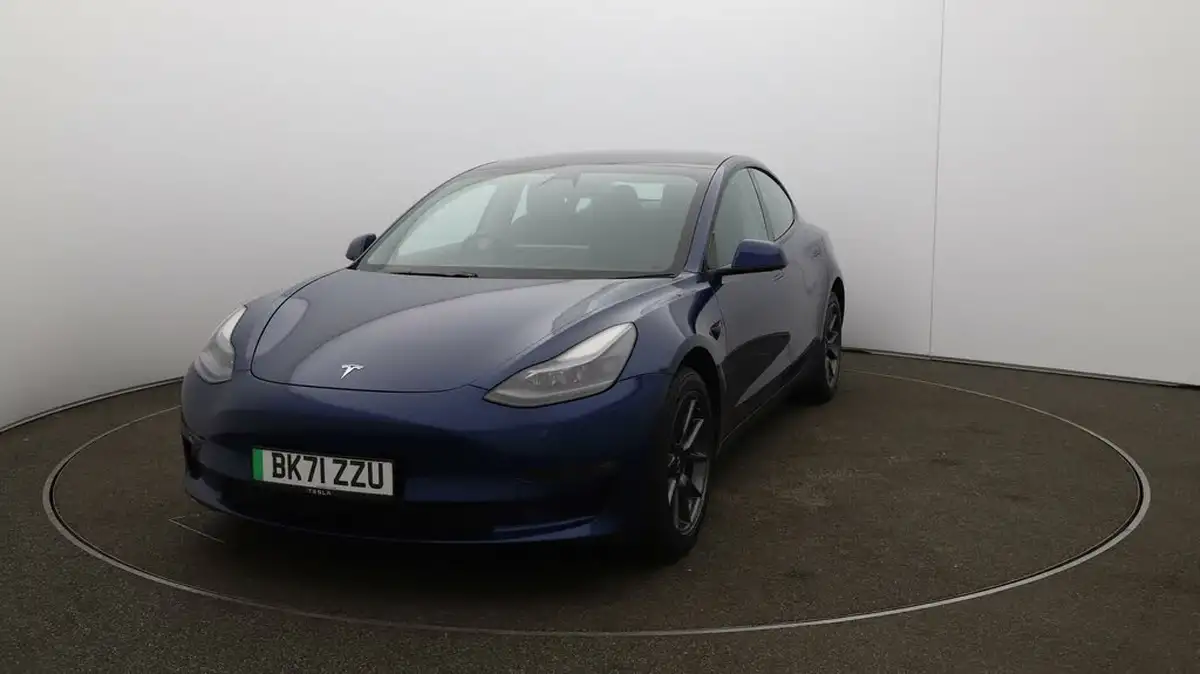 2021-tesla-model-3-e-long-range-awd-big-35