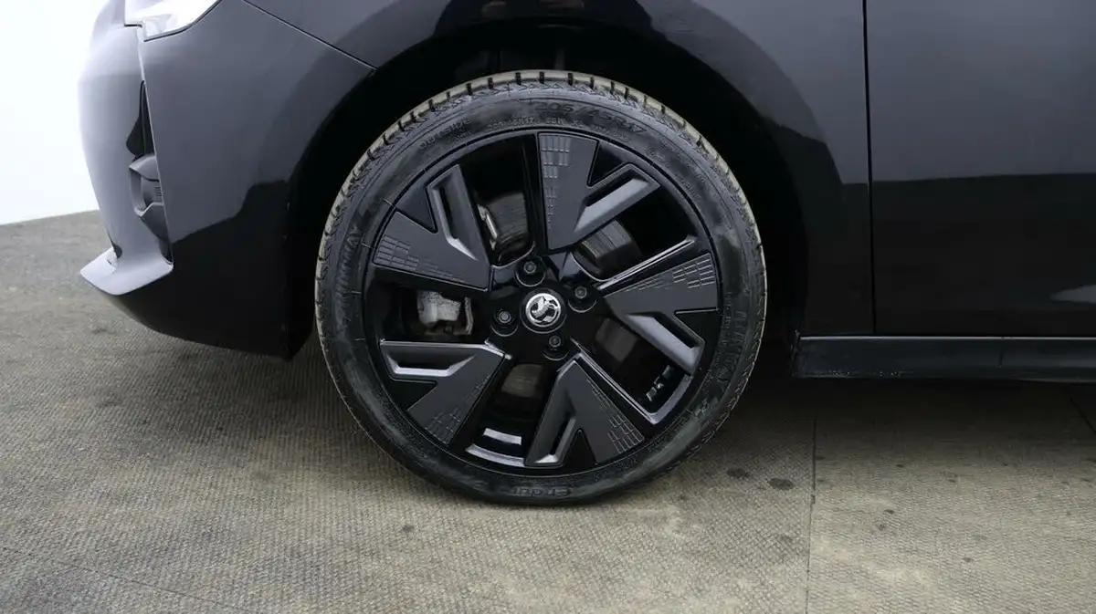 2022-vauxhall-corsa-e-sri-premium-big-17