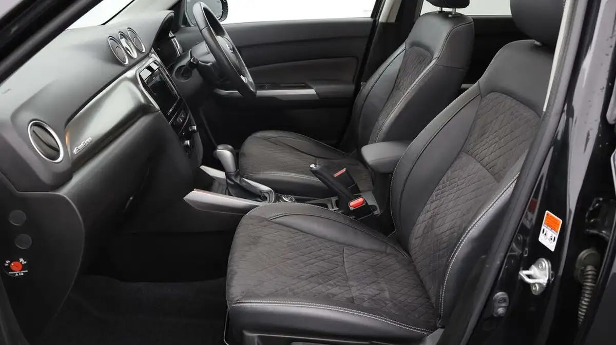 2019-suzuki-vitara-14-boosterjet-sz5-allgrip-auto-big-14