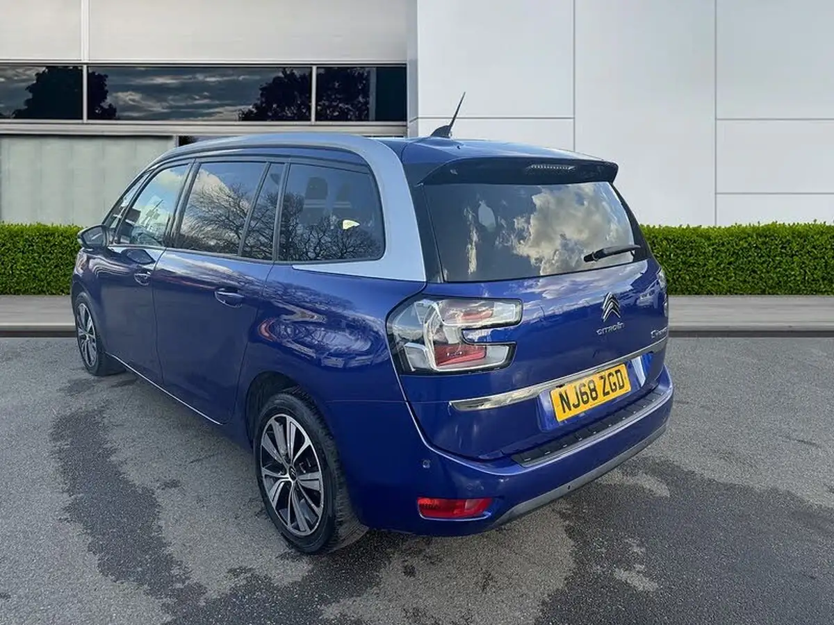 2018-citroen-grand-c4-spacetourer-15bluehdi-flair-big-3
