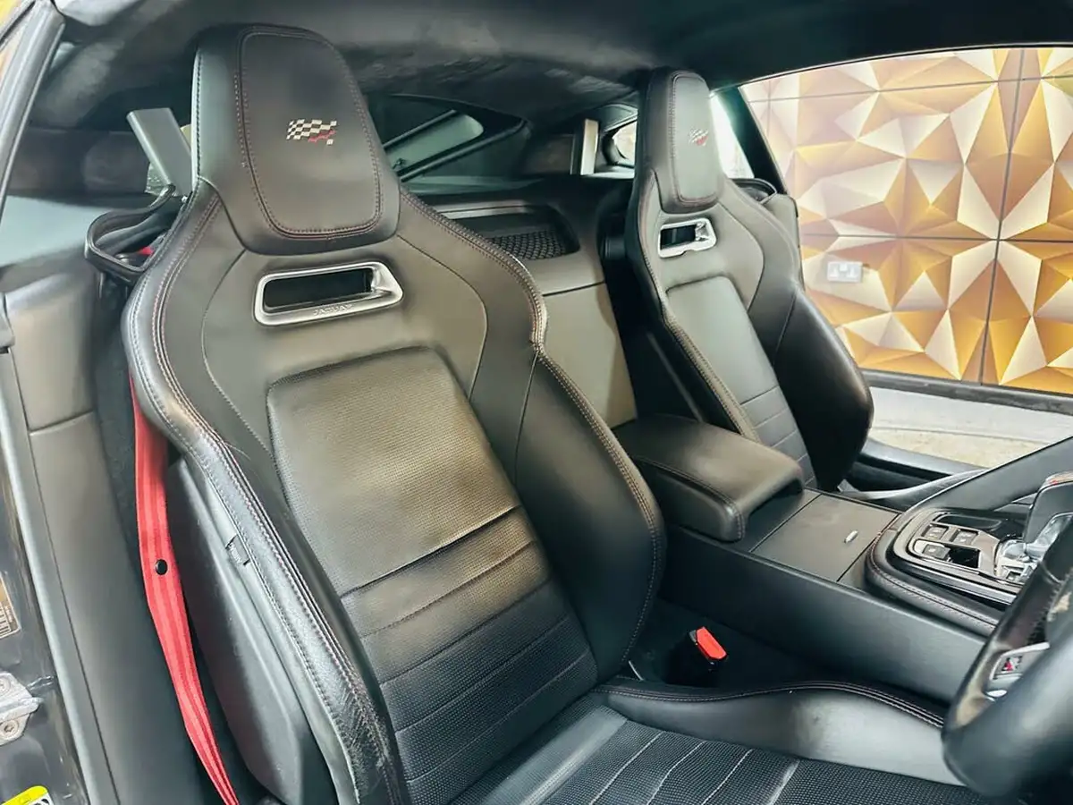 2019-jaguar-f-type-30-v6-sc-chequered-flag-340ps-coupe-big-14