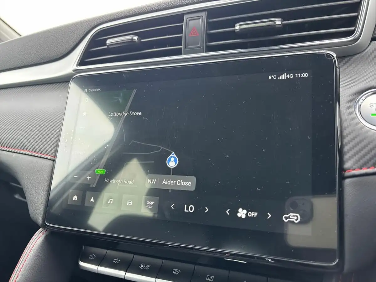 2024-mg-zs-suv-e-trophy-connect-ev-176ps-big-19