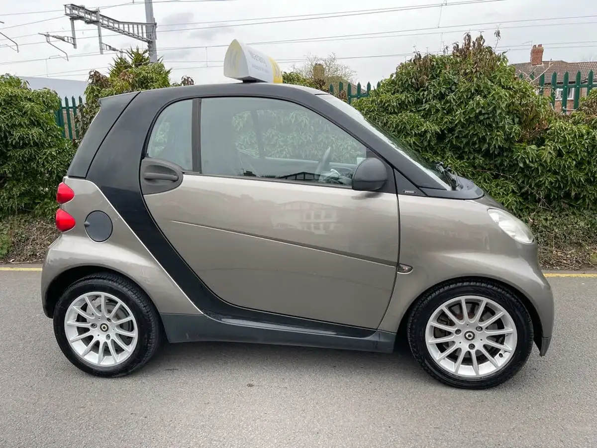 2009-smart-fortwo-10-passion-71bhp-coupe-big-5