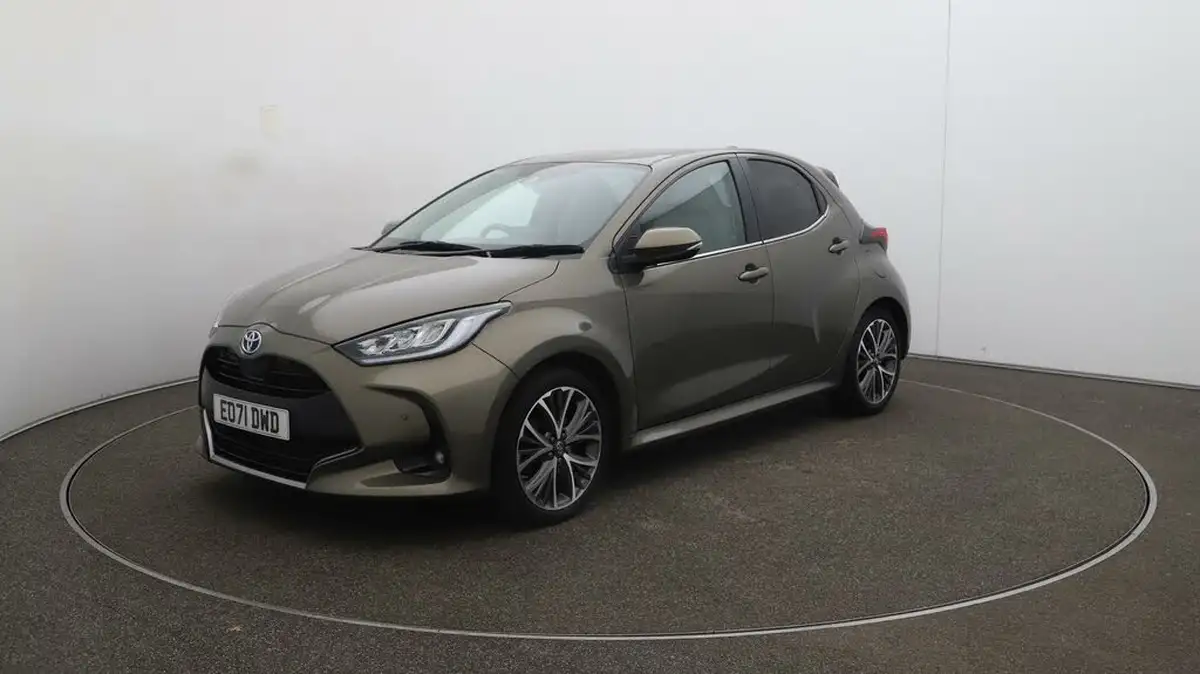 2021-toyota-yaris-15-vvt-i-excel-big-63