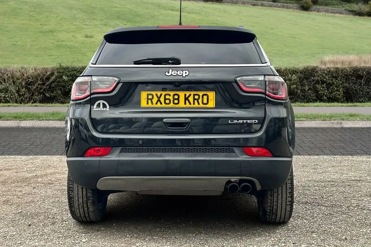 2018-jeep-compass-14-multiair-ii-limited-138bhp-big-3