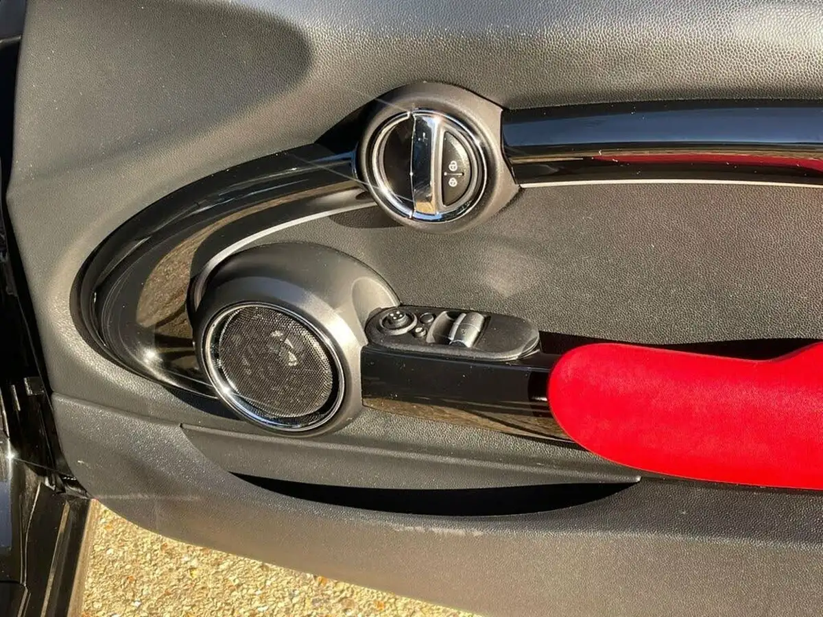 2016-mini-cooper-20-cooper-jcw-big-46