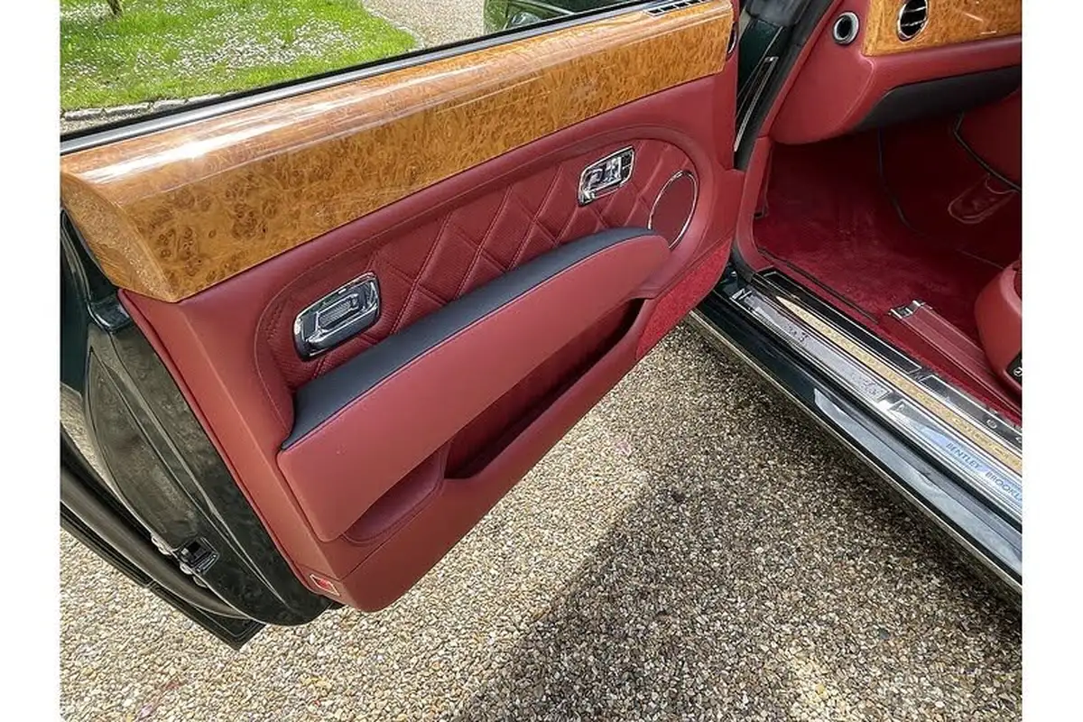 2009-bentley-brooklands-675-big-12