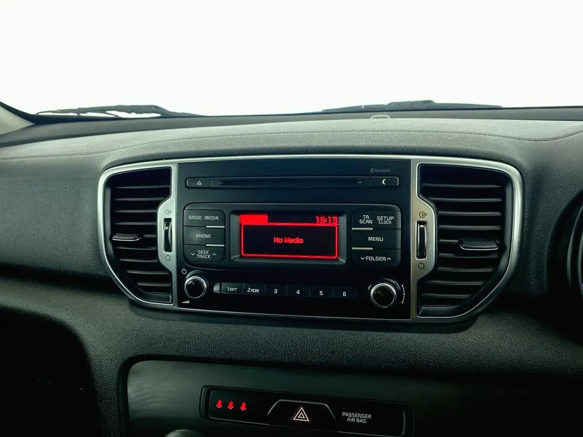 2017-kia-sportage-16-gdi-1-big-19