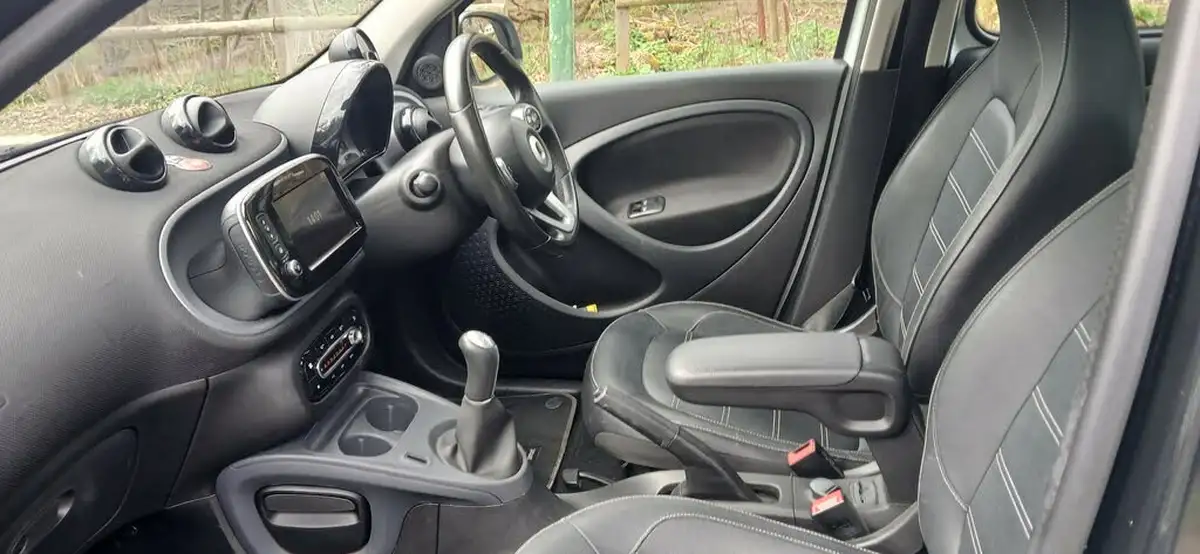 2017-smart-forfour-10-prime-71bhp-premium-plusss-big-24