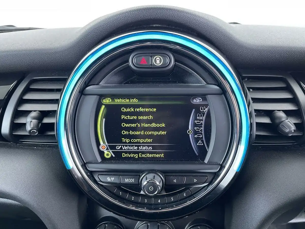 2014-mini-cooper-15-cooper-5d-auto-big-36