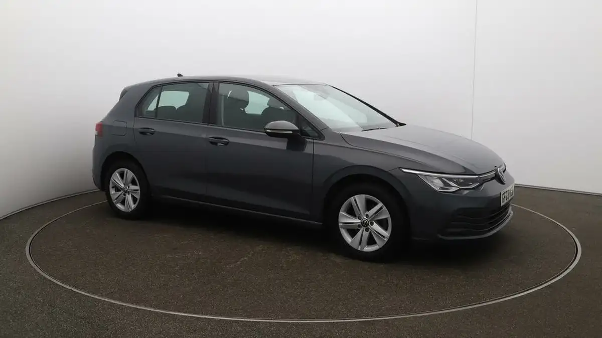 2023-volkswagen-golf-15-tsi-life-130ps-hatchback-big-36