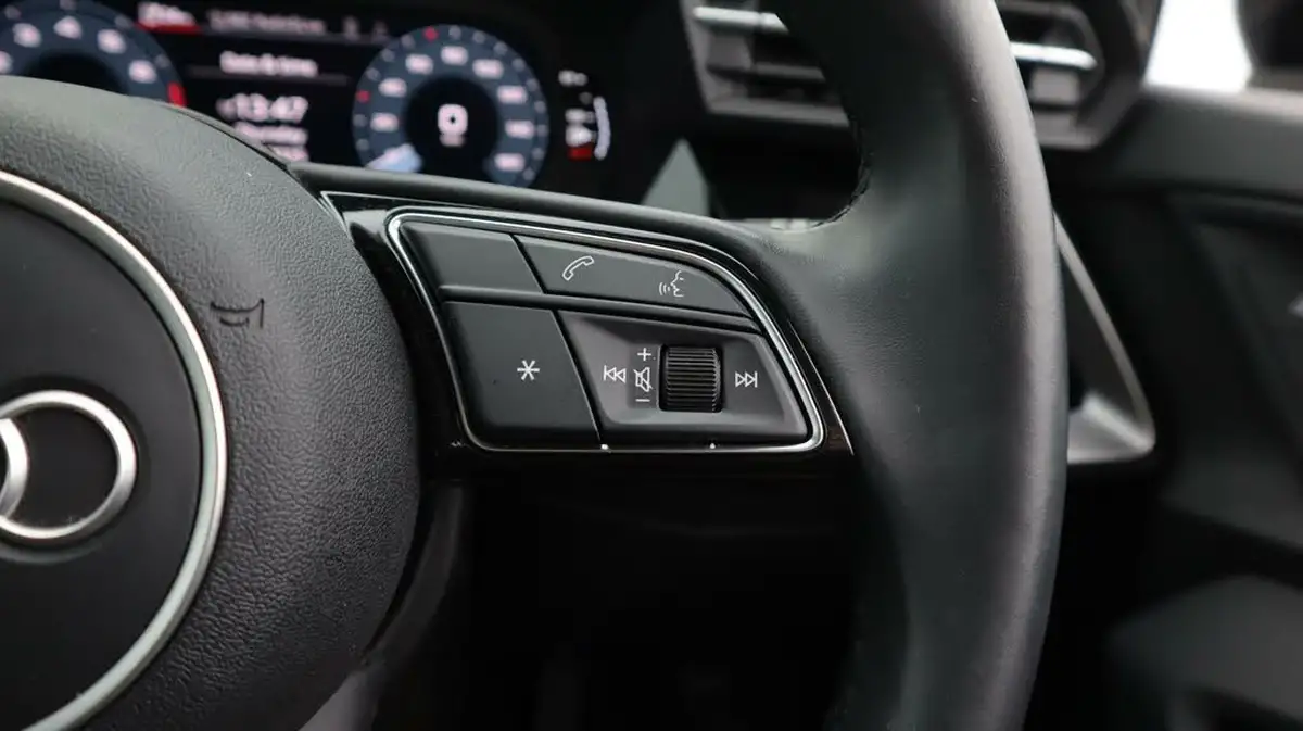 2022-audi-a3-14-40-tfsi-e-sport-big-24