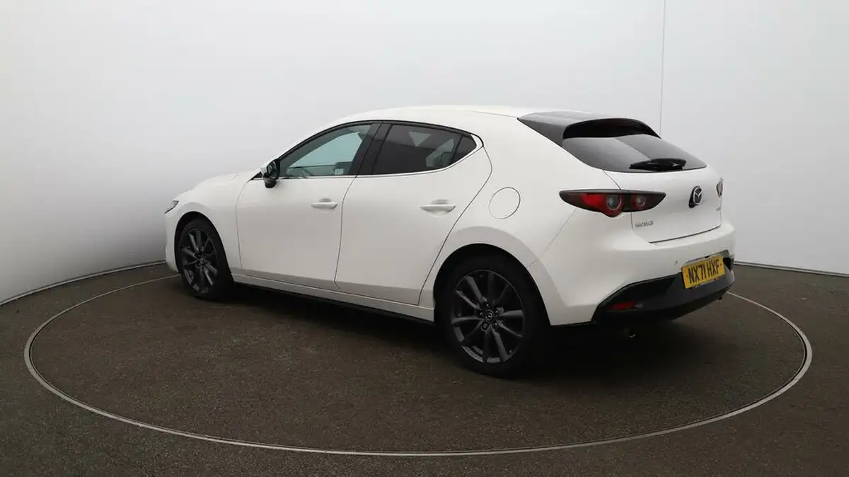 2022-mazda-mazda3-20-sport-lux-122ps-hatchback-5d-auto-big-55