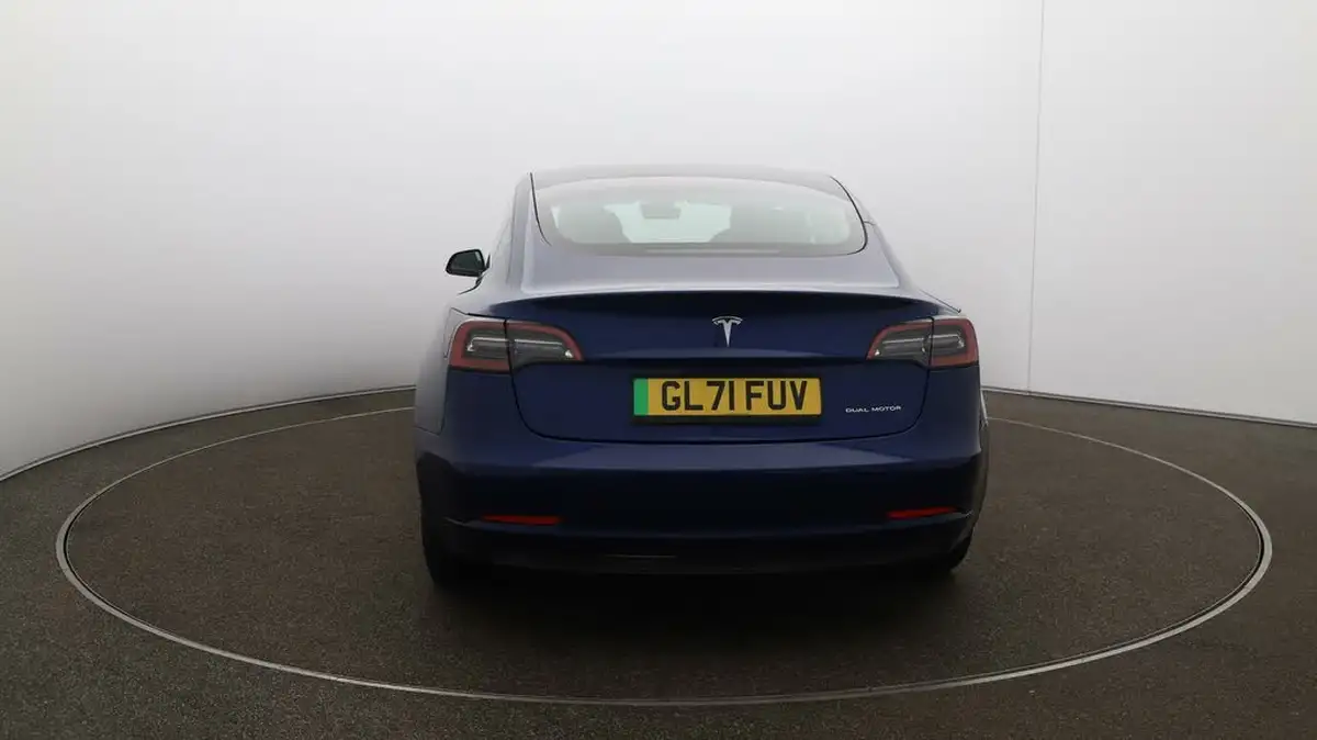 2021-tesla-model-3-e-long-range-awd-big-50