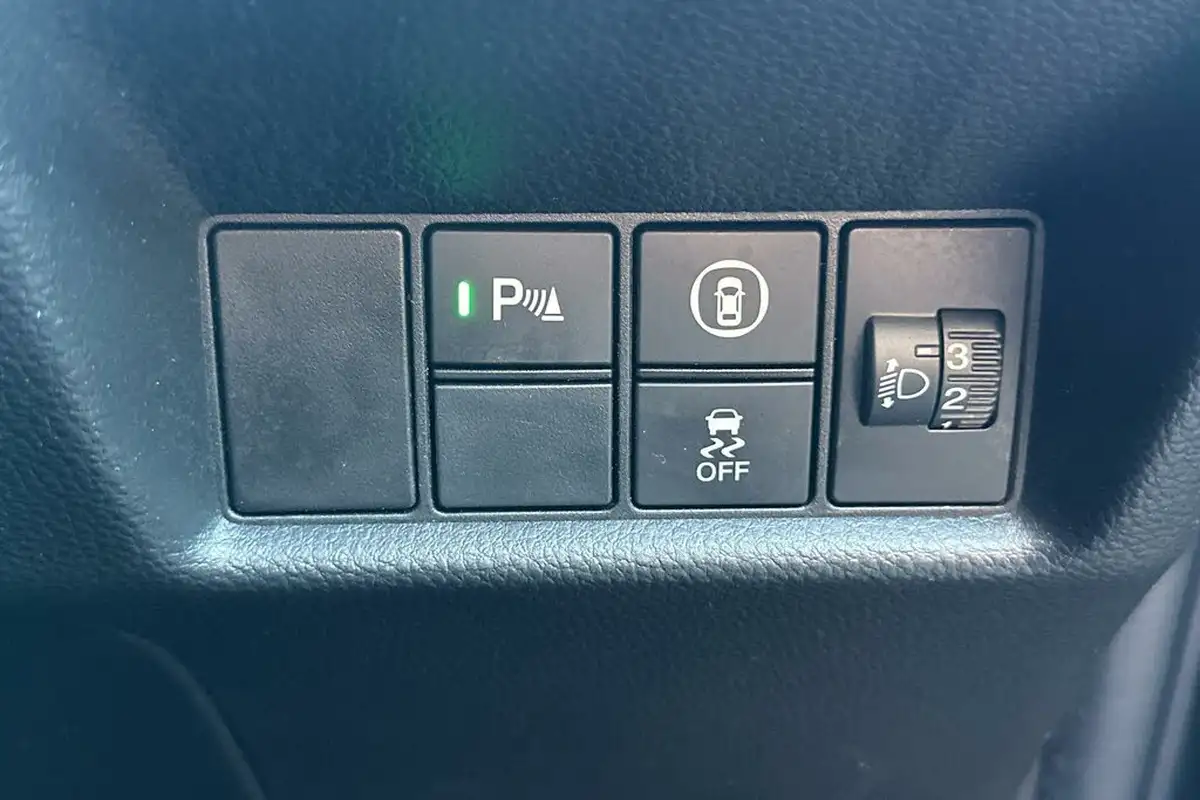 2021-honda-jazz-15-i-mmd-crosstar-ex-107ps-big-16