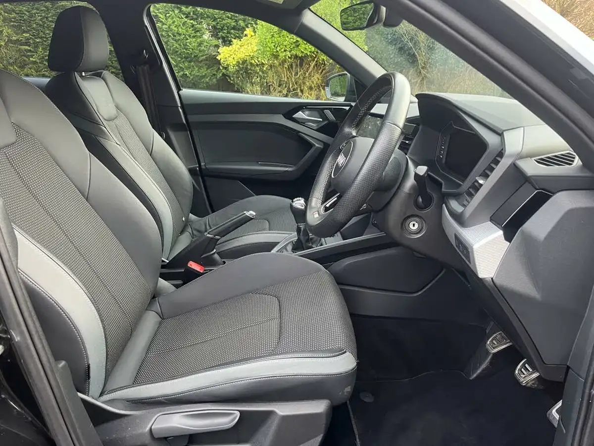 2022-audi-a1-10-25-tfsi-s-line-big-18