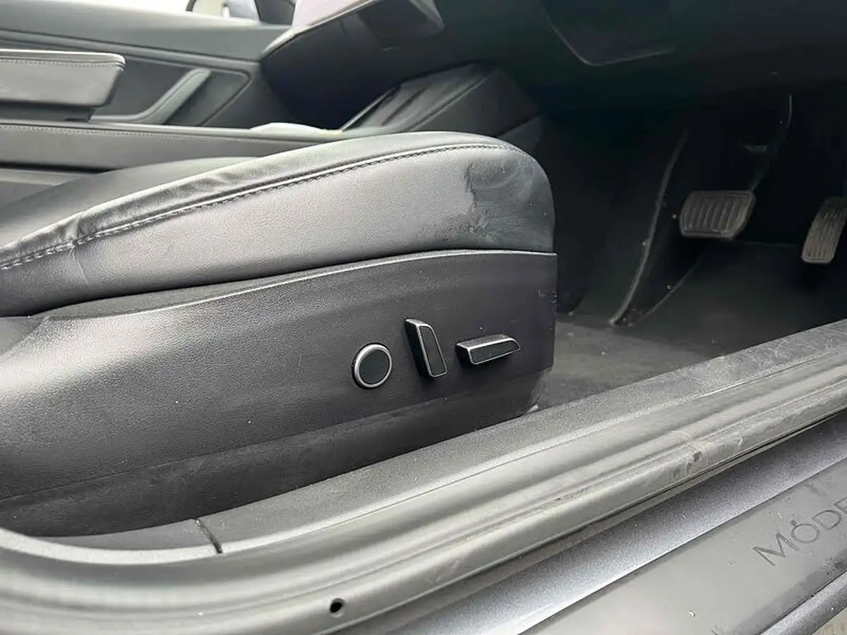 2020-tesla-model-3-e-long-range-big-26