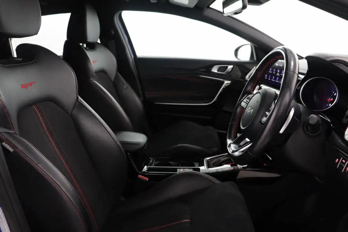 2022-kia-pro-ceed-16-t-gdi-gt-big-32