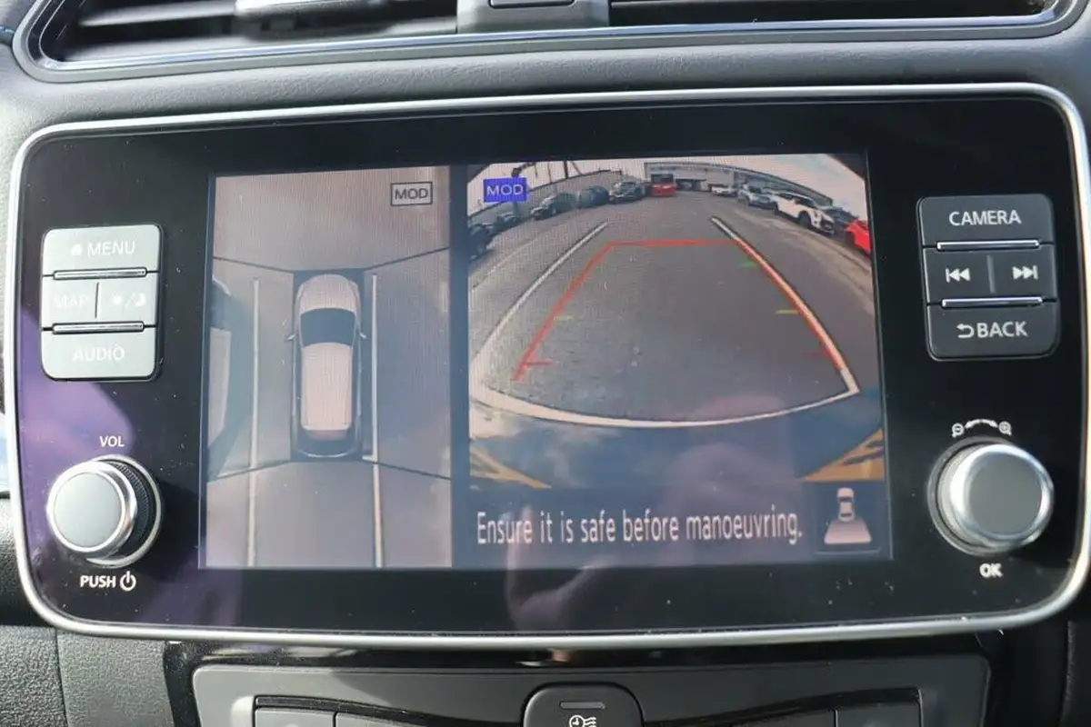 2020-nissan-leaf-e-n-connecta-big-3