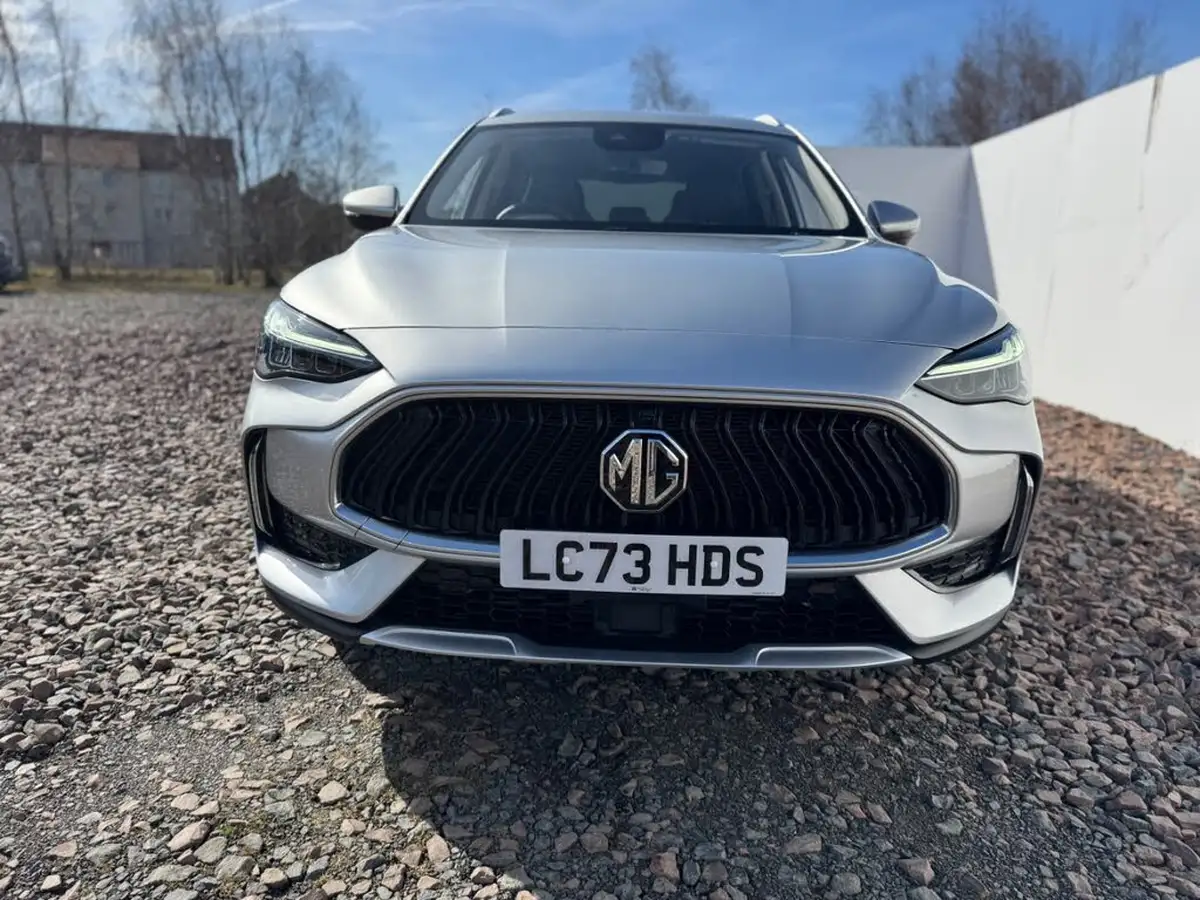 2024-mg-hs-15t-gdi-trophy-162ps-1490cc-big-2