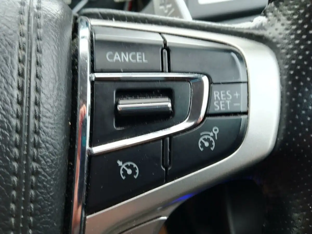 2021-mitsubishi-l200-22di-d-barbarian-x-big-16