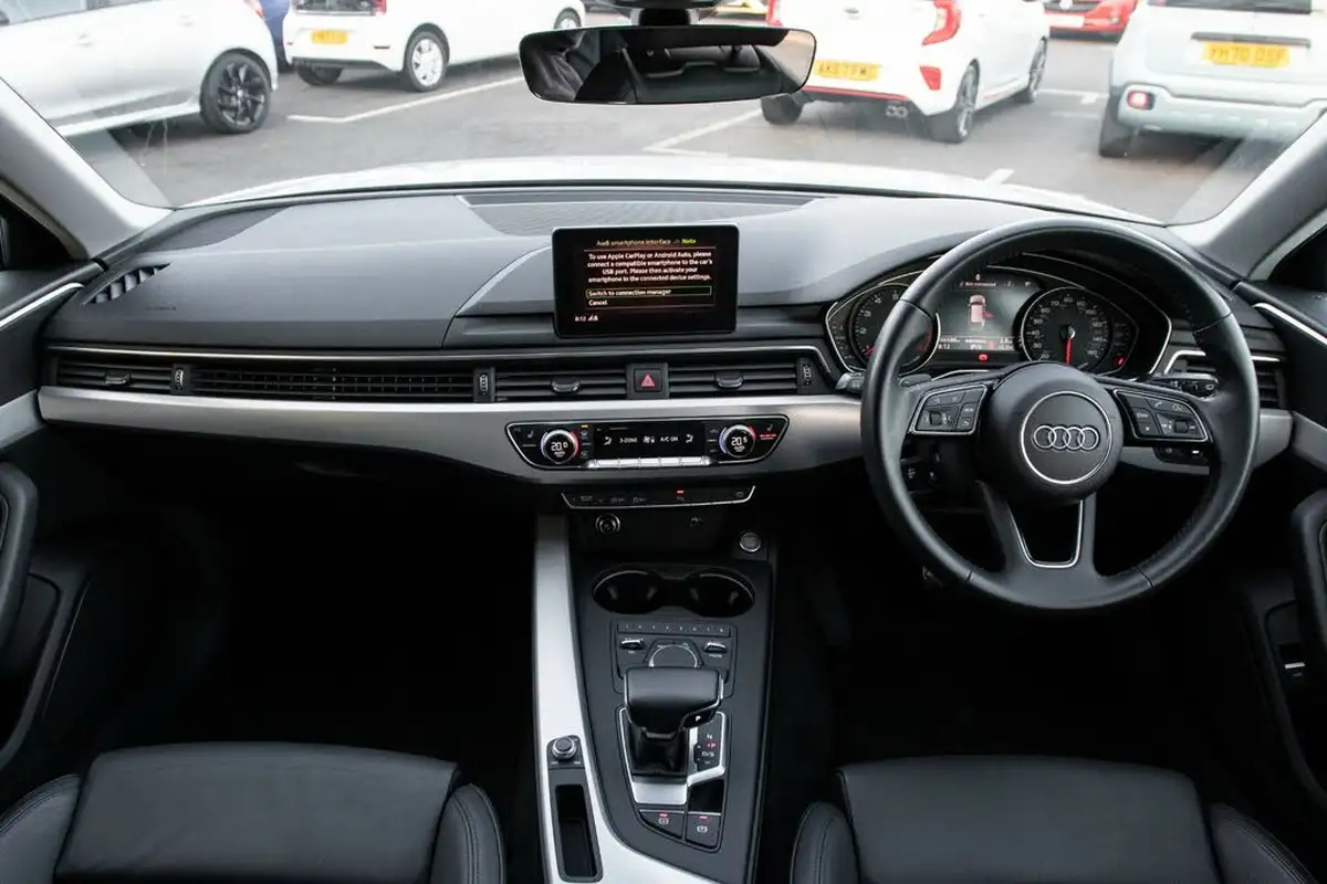 2019-audi-a4-avant-20-40-tfsi-sport-big-12