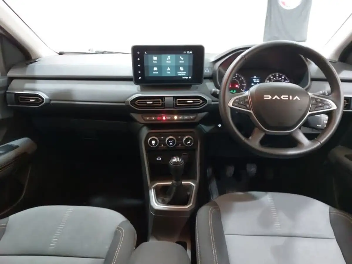 2023-dacia-sandero-stepway-10-tce-essential-90bhp-big-2