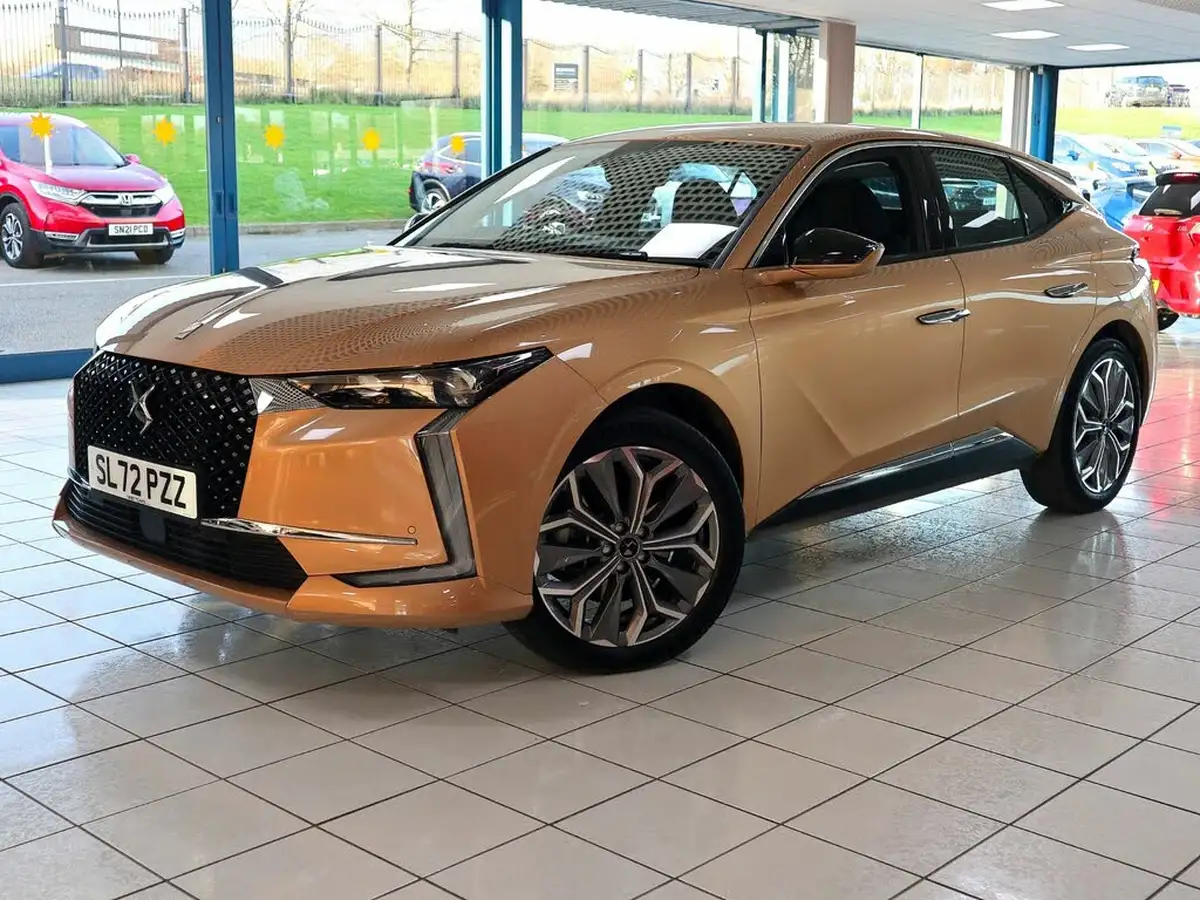 2022-ds-ds-4-e-tense-trocadero-big-8