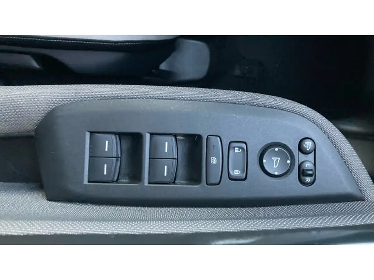 2021-honda-jazz-15-i-mmd-ex-109ps-big-19