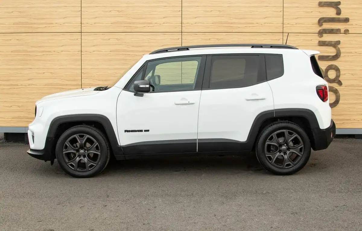 2021-jeep-renegade-10-gse-80th-anniversary-big-15