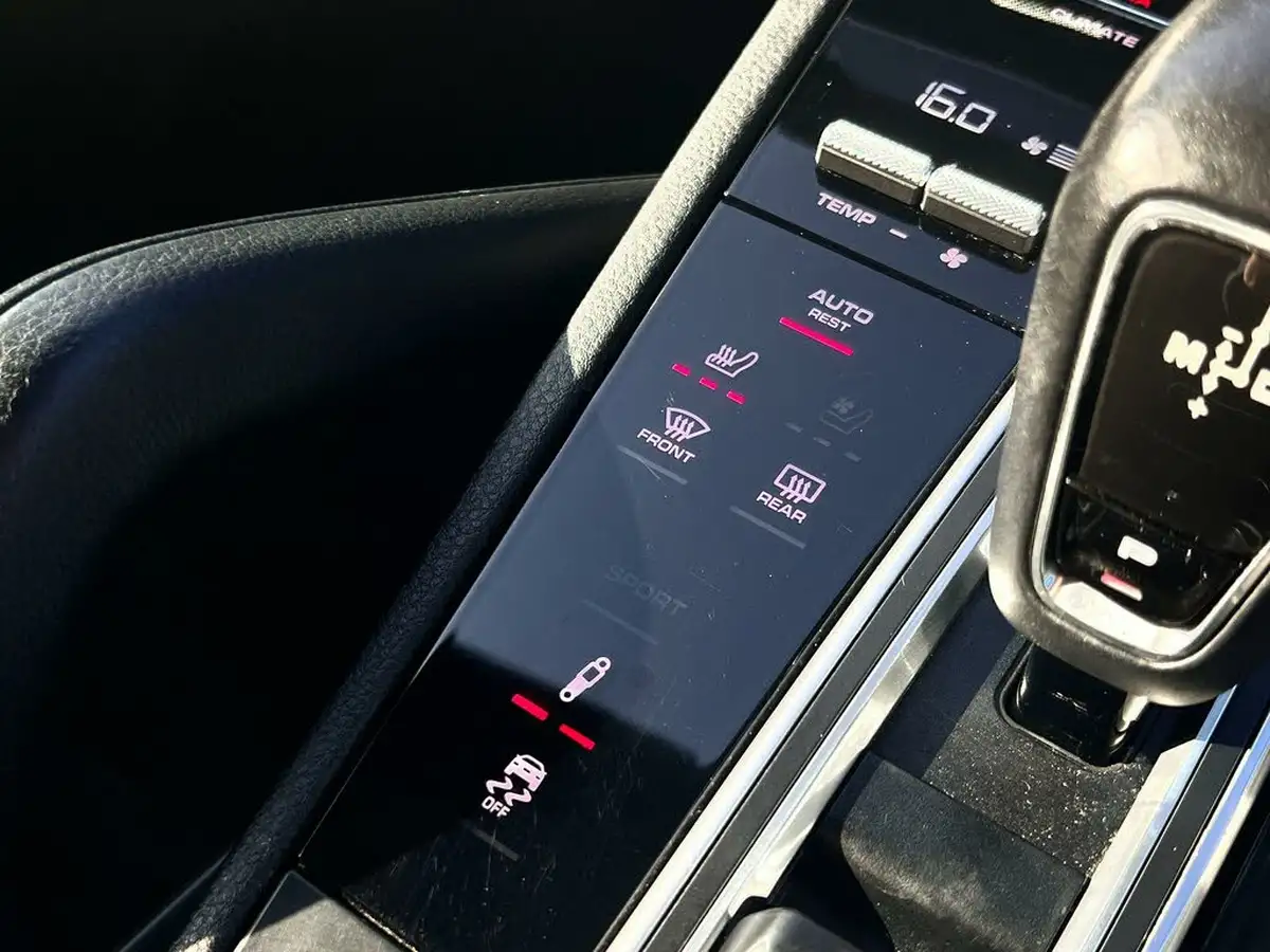 2020-porsche-cayenne-29-v6-s-coupe-big-29
