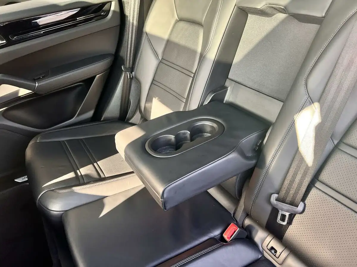 2020-porsche-cayenne-29-v6-s-coupe-big-57