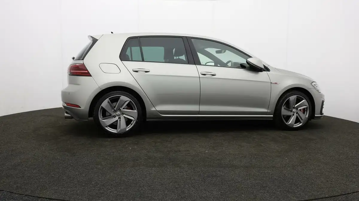 2019-volkswagen-golf-20-tsi-gti-performance-5d-big-30