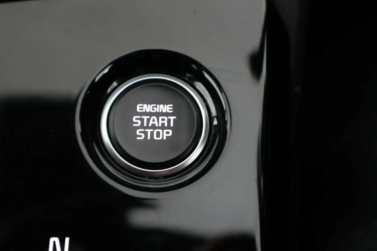 2022-kia-sportage-16-t-gdi-gt-line-226bhp-hev-1598cc-auto-big-52