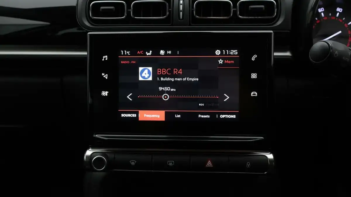 2021-citroen-c3-12-puretech-shine-83ps-big-11