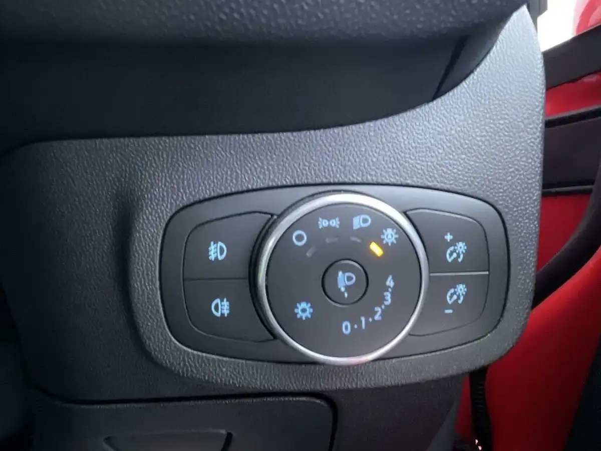 2019-ford-fiesta-11-ti-vct-zetec-5d-big-61