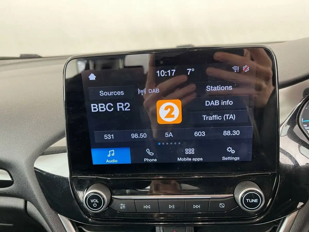 2019-ford-fiesta-11-ti-vct-zetec-5d-big-13