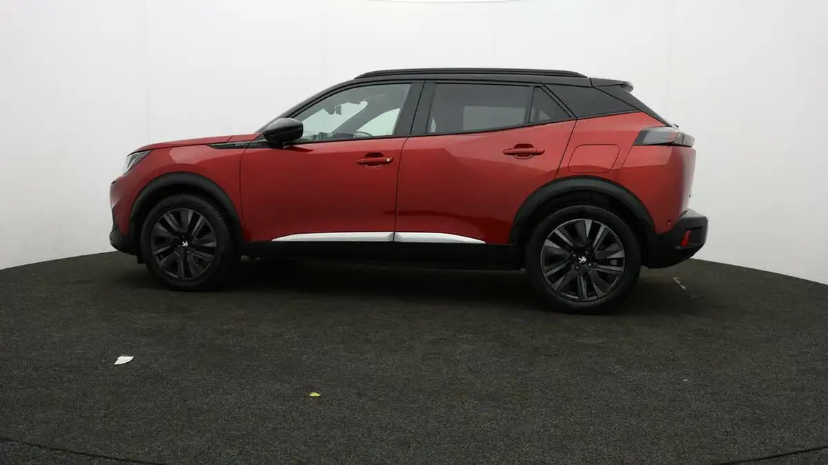 2021-peugeot-2008-suv-e-gt-premium-big-69