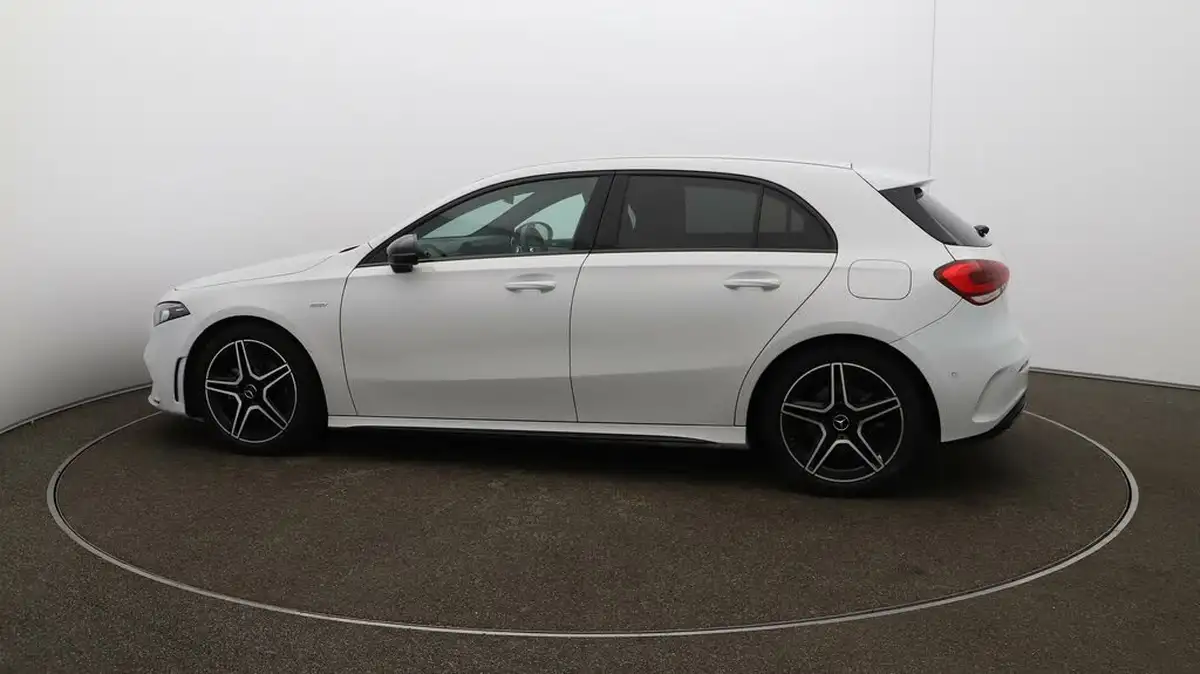 2022-mercedes-benz-a-class-13-a200-amg-line-executive-edition-hatchback-5d-7g-dct-big-50