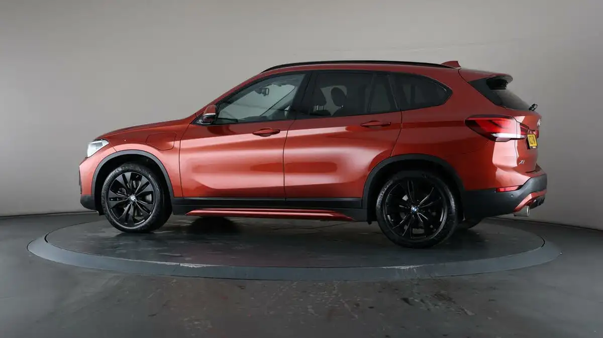 2021-bmw-x1-15-xdrive-25e-phev-sport-big-76