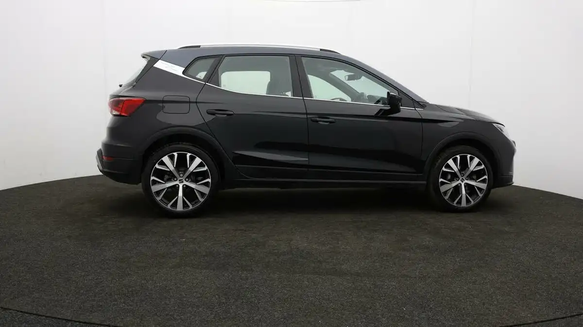 2022-seat-arona-10-tsi-xperience-lux-big-30