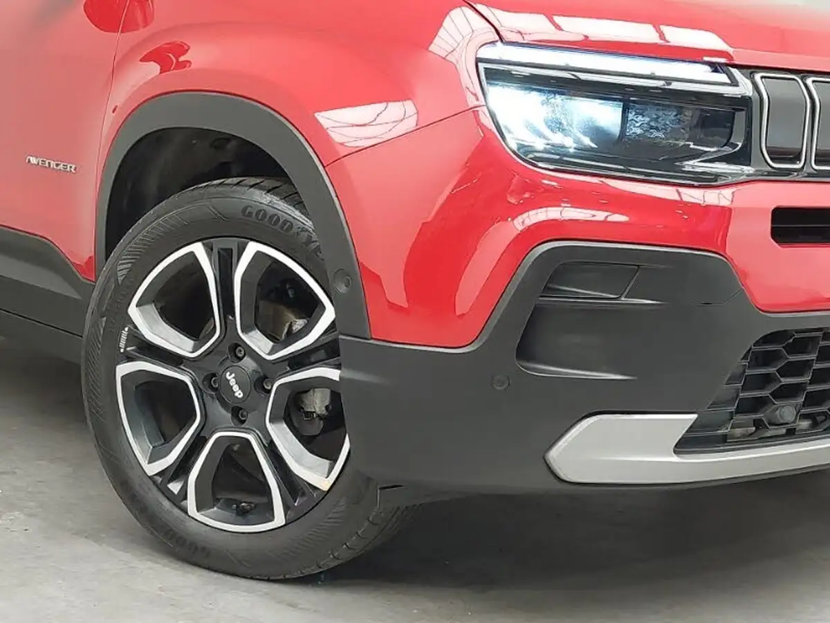 2024-jeep-avenger-12-gse-altitude-big-8