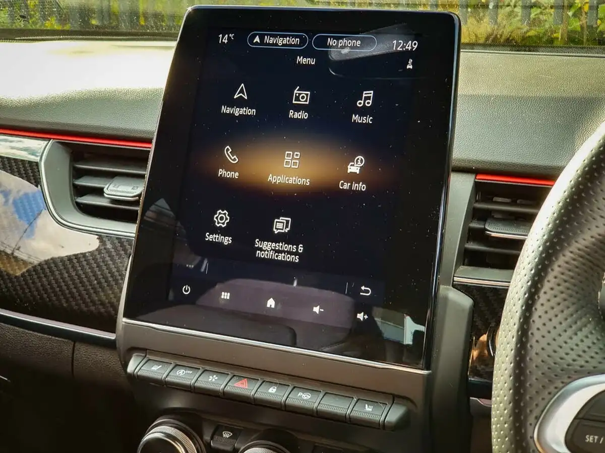 2022-renault-arkana-13-tce-rs-line-big-16