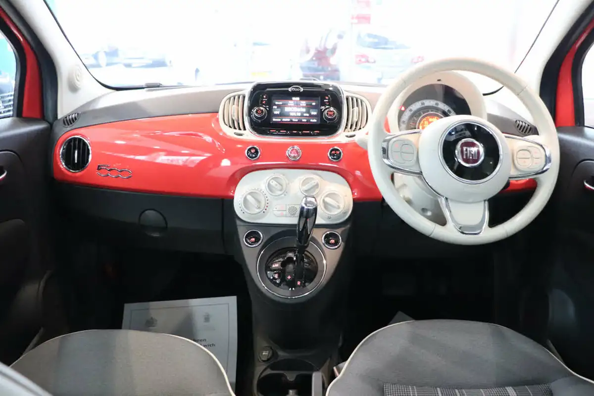 2016-fiat-500-12-lounge-dualogic-big-2