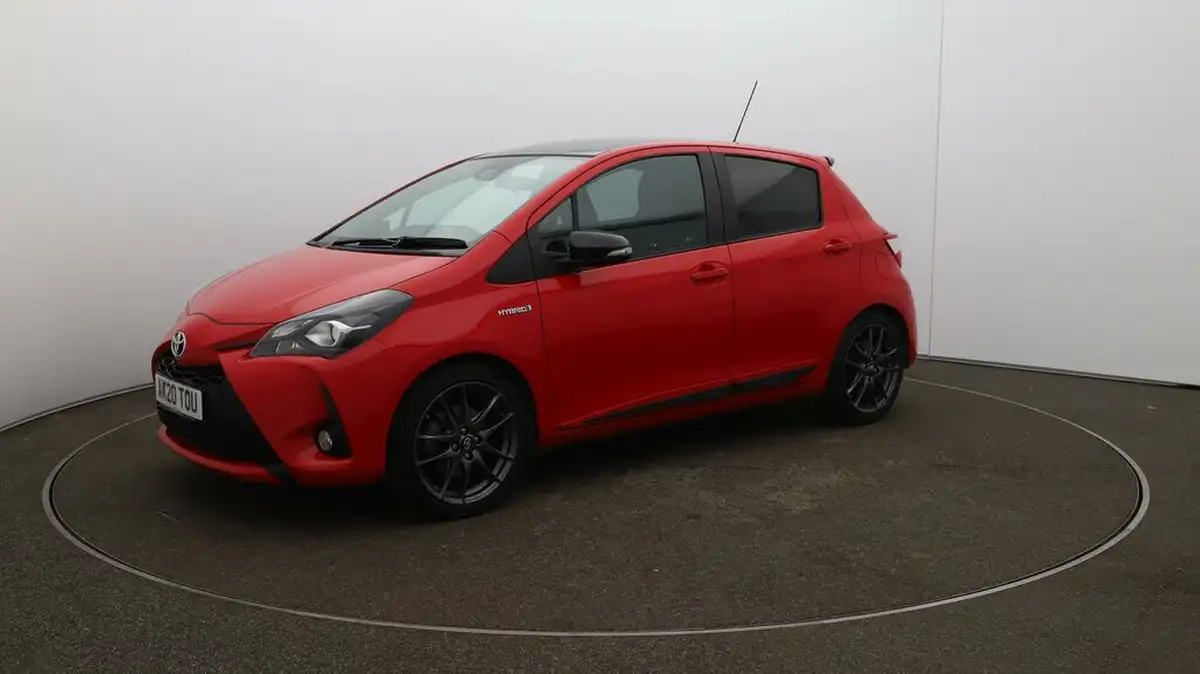 2020-toyota-yaris-15-vvt-i-gr-sport-big-66
