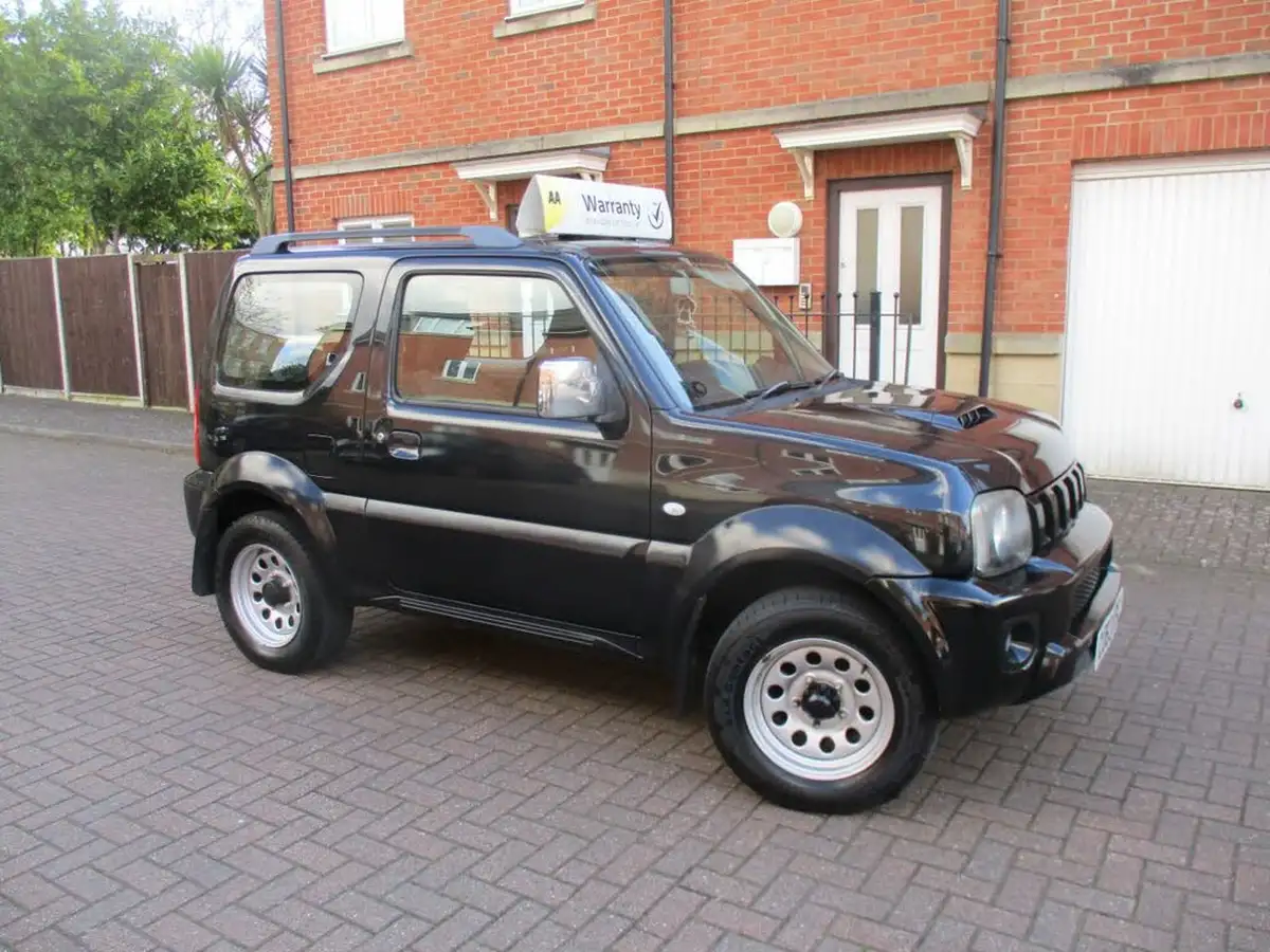 2013-suzuki-jimny-13-sz3-85ps-big-2