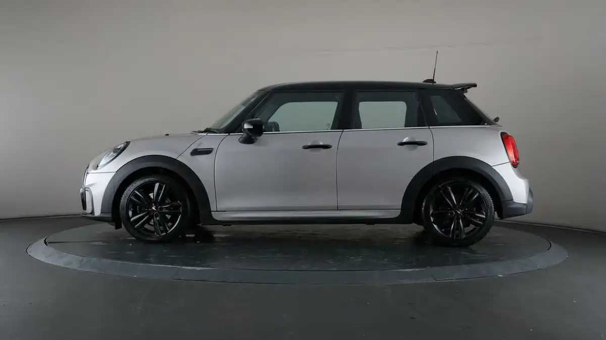 2021-mini-cooper-15-cooper-sport-hatchback-5d-auto-big-31