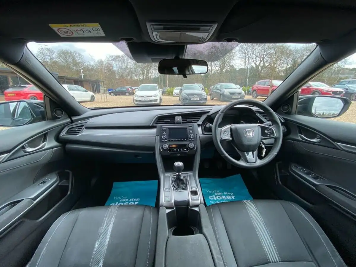 2018-honda-civic-10-vtec-turbo-se-129ps-hatchback-5d-big-33