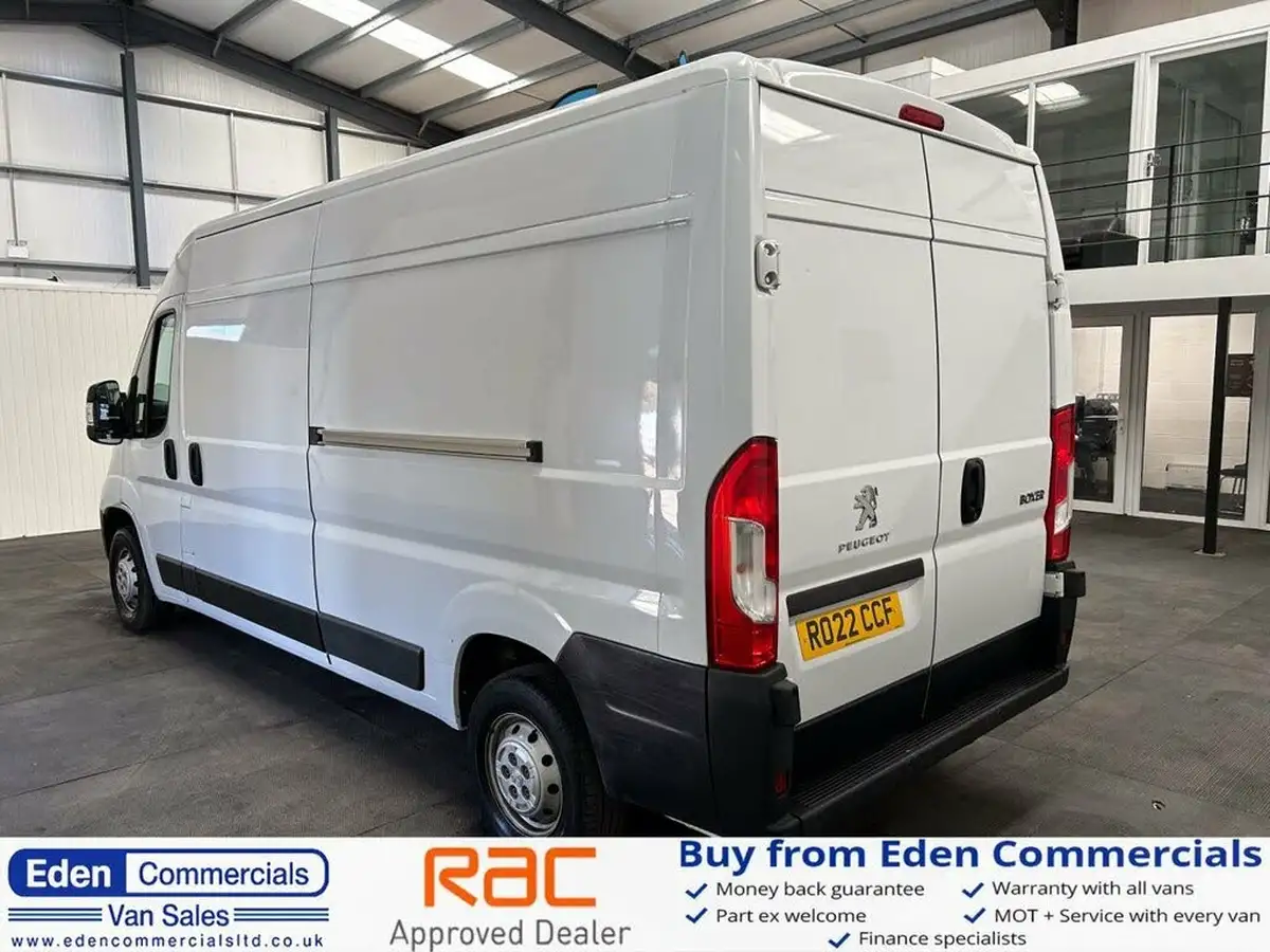 2022-peugeot-boxer-22-bluehdi-professional-335-l3-h2-panel-big-6